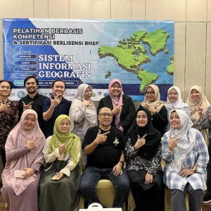Ahli Muda atau Supervisor SIG